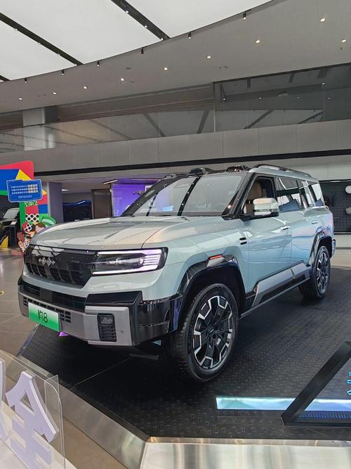 广州285比亚迪方程豹硬派越野的爆款，英菲尼迪35周年与你共成长